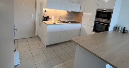 Les Ombrelles, appartement dans résidence sécurisée avec ascenseur et garage