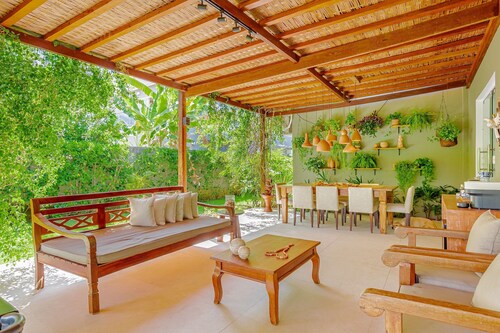 BV04 Excellent House with Pool - Busca Vida