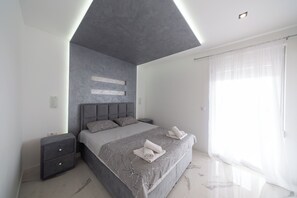 5 室のベッドルーム、アイロン / アイロン台、WiFi (無料)、ベッドシーツ