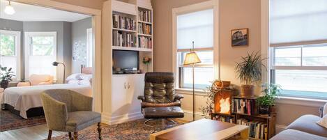 3 slaapkamers, een strijkplank/strijkijzer, wifi, beddengoed