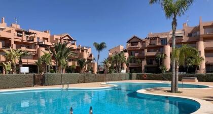 Golf paradisse Charming 2-bedroom apartment with AC, WiFi in delightful MC