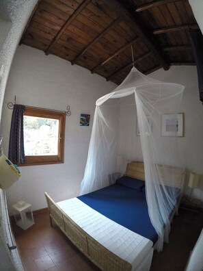 2 habitaciones, cuna de viaje, wifi gratis y ropa de cama 
