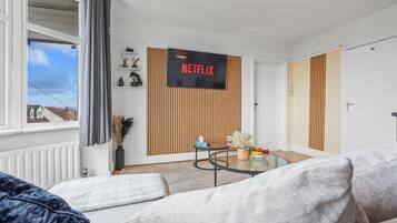 2 bedrooms, free WiFi, bed sheets