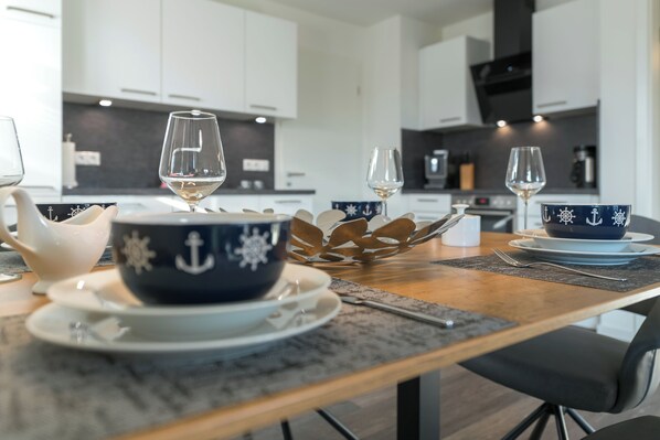 Dining - New love - Haffkrug 4th Modern. Close to the beach. Cozy. (Scharbeutz)