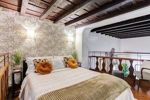 1 bedroom, iron/ironing board, free WiFi, bed sheets - PANTHEON AMAZING APARTMENT (Roma)