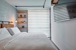 2 habitaciones, tabla de planchar con plancha, wifi y ropa de cama