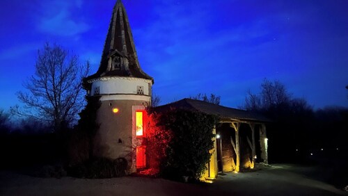 Love Room Le Secret du Pigeonnier Jacuzzi and Hammam - Gorges de l'Aveyron