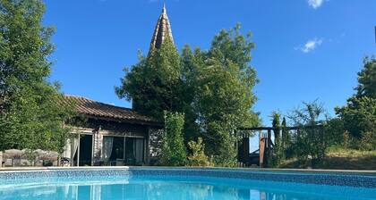 Love Room Le Secret du Pigeonnier Jacuzzi and Hammam - Gorges de l'Aveyron