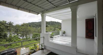 Lake N Hill Thrissur