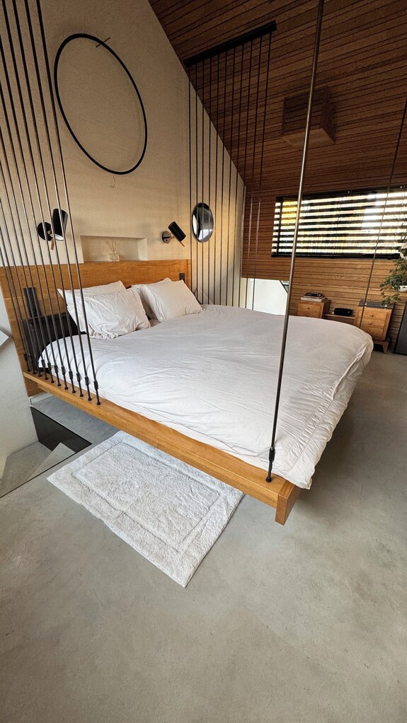 Stay Overnight In A Former Sludge Pumping Station In Amsterdam Near The City Center - Amsterdam