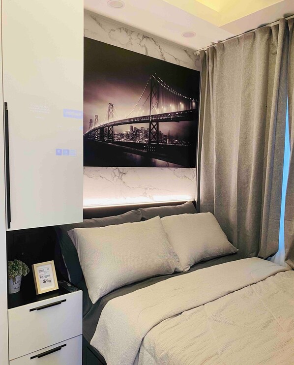 1 chambre, fer et planche à repasser, accès au Wi-Fi (inclus)