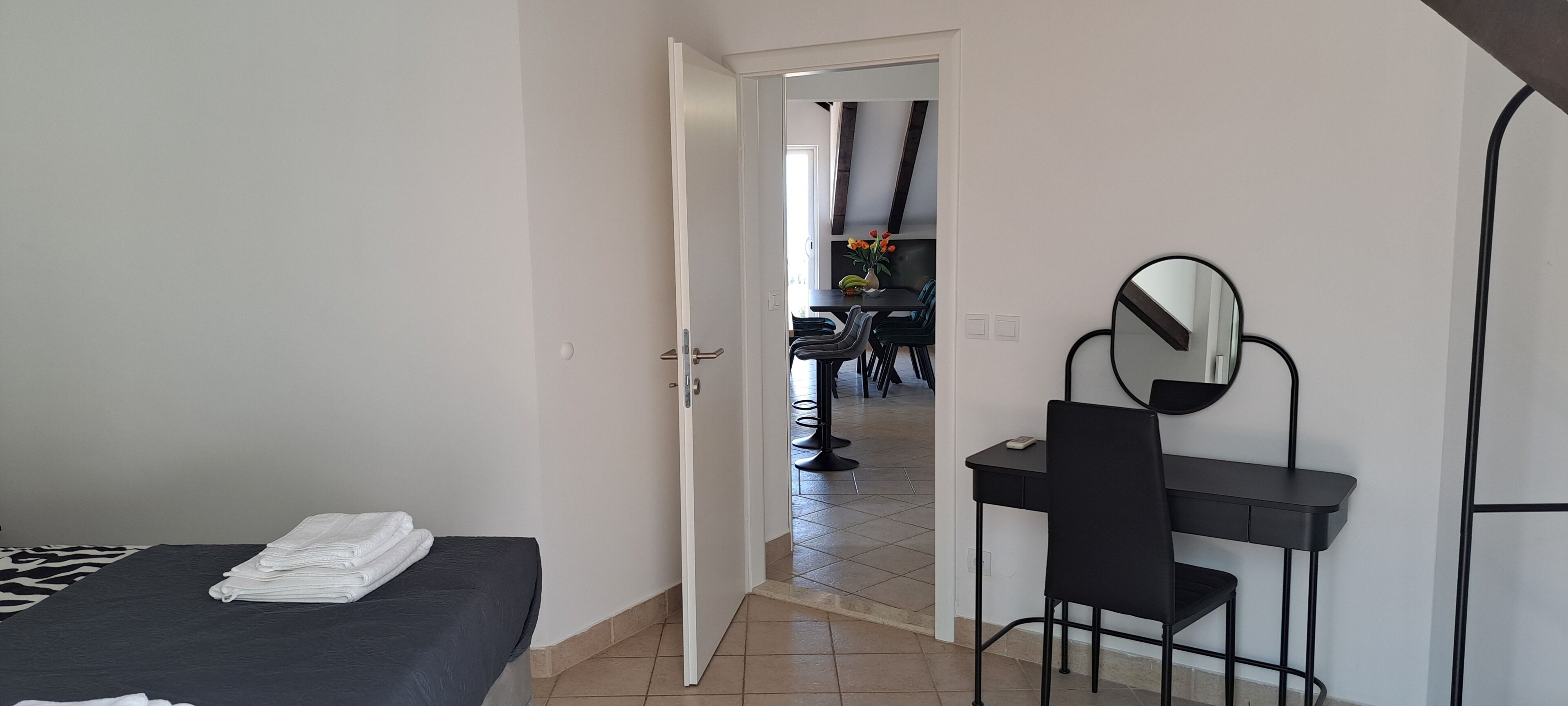 3 habitaciones y caja de seguridad en la habitación 