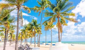 Beach - Coastal Luxury - 5 min to beach (Fort Lauderdale)