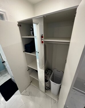 Interior - Coastal Luxury - 5 min to beach (Fort Lauderdale)