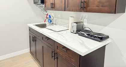 Beautiful 2 Bedrooms basement suite