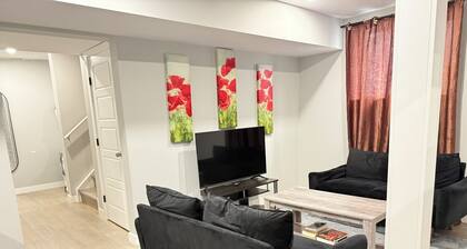 Beautiful 2 Bedrooms basement suite
