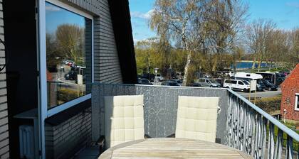 Ferienwohnung mit Schleiblick und eigenem Bootsanleger/Kahnstelle