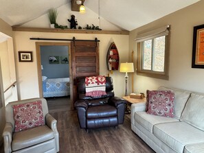 Smart TV, fireplace, DVD player, books