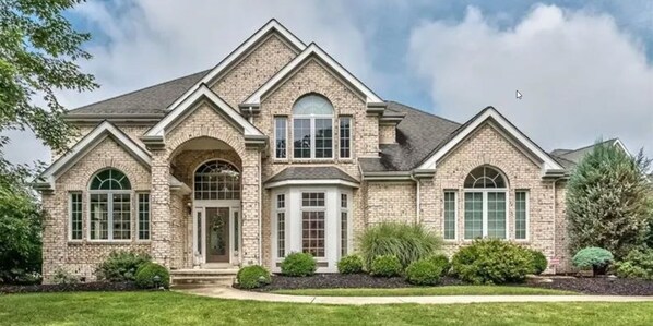 Exterior - Charming 4-bedroom house situated on Treesdale Private Golf Course (Gibsonia)