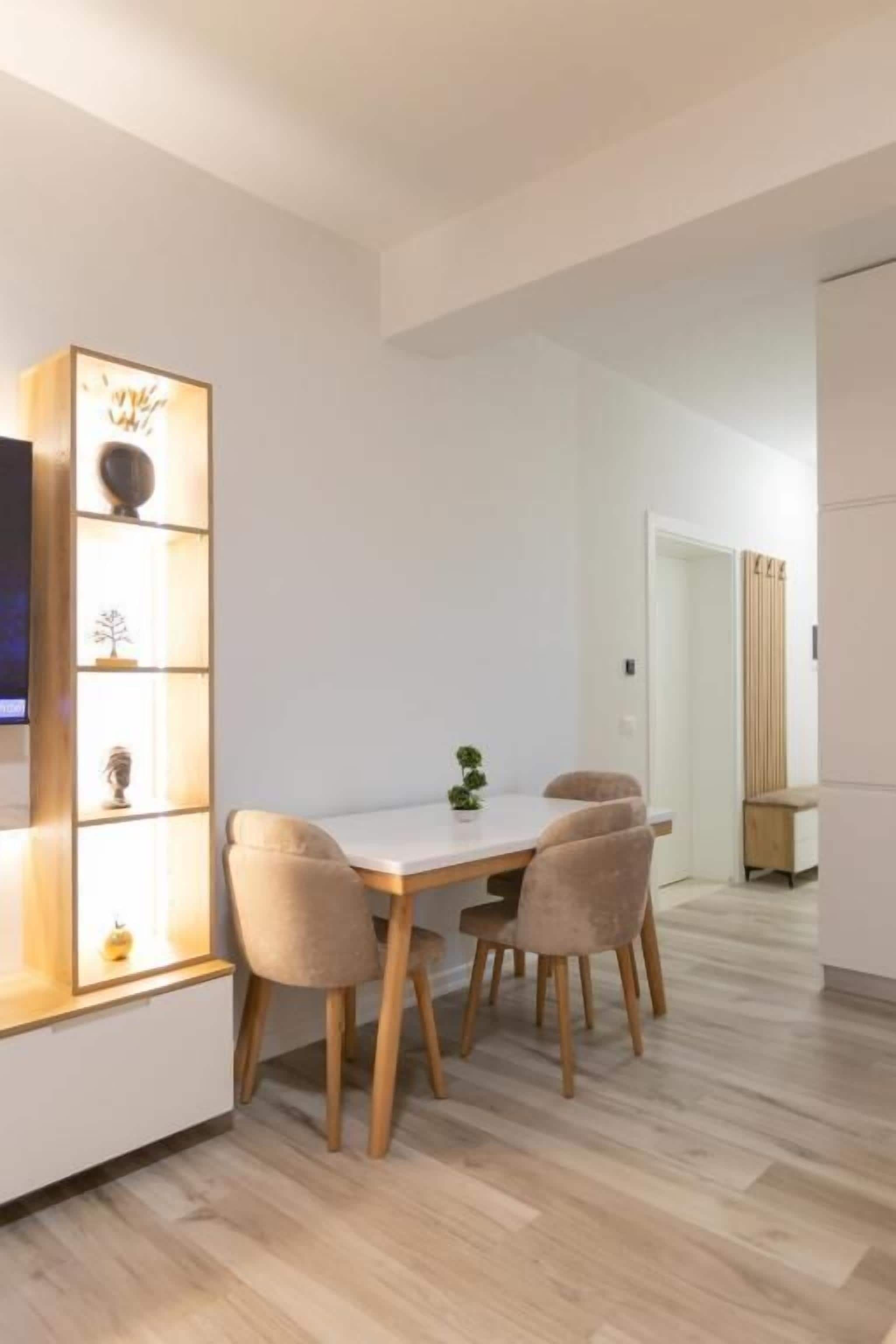 Familienzimmer, Balkon | Kostenloses WLAN, Bettwäsche