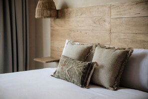 4 chambres, fer et planche à repasser, lit parapluie, Wi-Fi gratuit