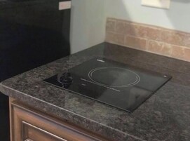 Frigobar, microondas