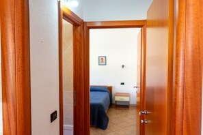 2 chambres, draps fournis