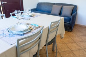 Dining - Apartment Molo - La Caletta (La Caletta)