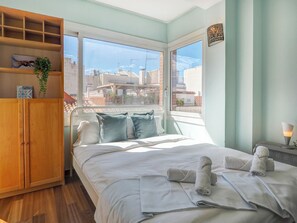 2 bedrooms, iron/ironing board, free WiFi, bed sheets