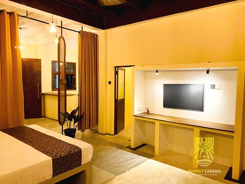 Private Cabana with AC and WiFi in fabulous Unawatuna