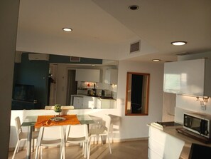 Dining - Okeanos bamarina hotel (Herzliya)