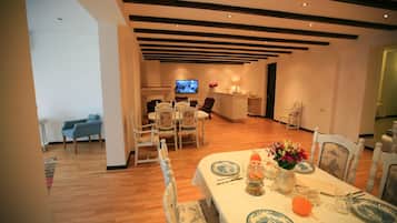 In-room dining