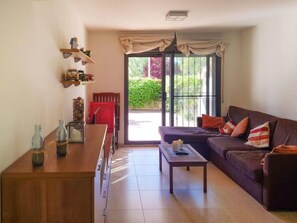 하우스, 침실 3개 | 거실