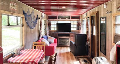 Eagle's Peak Cozy Cabin
