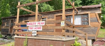 Eagle's Peak Cozy Cabin