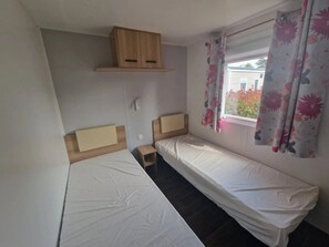 3 bedrooms, WiFi