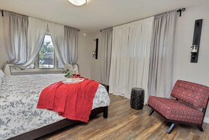 5 Schlafzimmer, Bügeleisen/Bügelbrett, WLAN, Bettwäsche