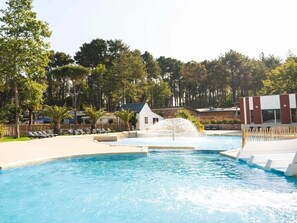 Unclassified image, 5 of 18, button