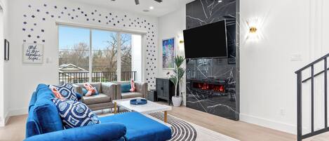 TV connectée, cheminée