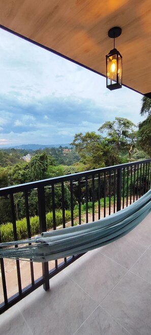 Comfort Suite, Balcony, Mountain View | Mountain view