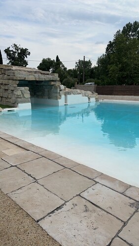 Maison avec jardin et piscine 