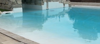 House with garden and pool