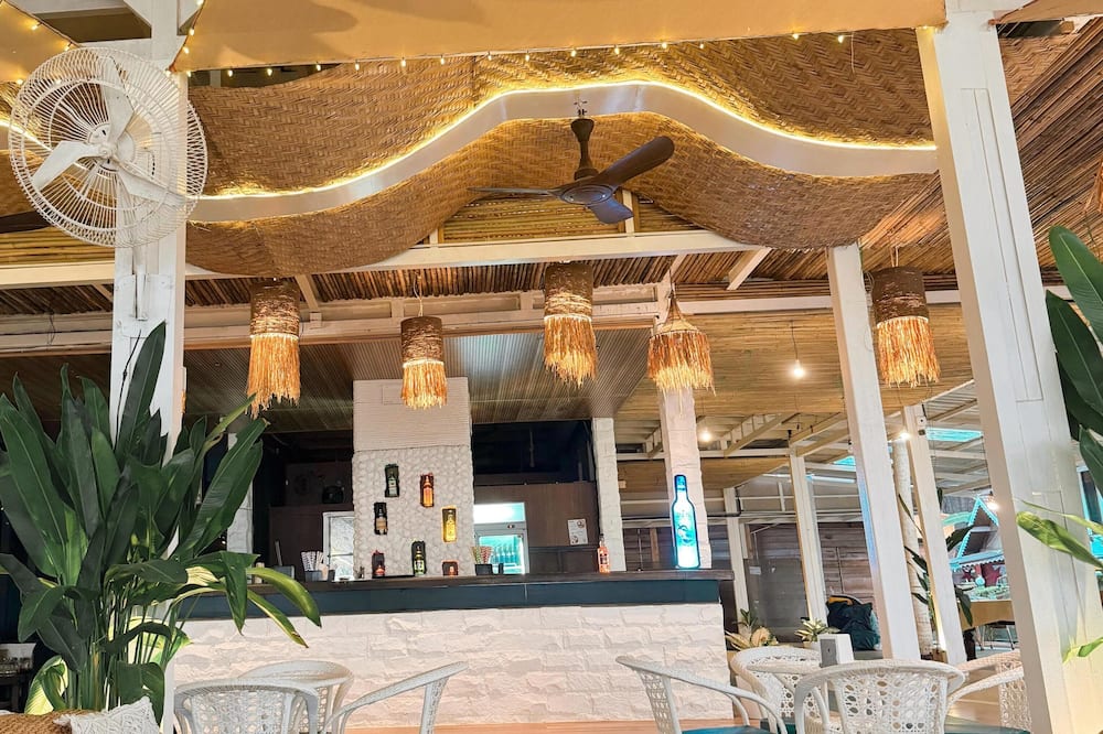 Surf House Beach Resort
