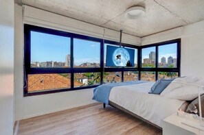 3 bedrooms, in-room safe, iron/ironing board, free WiFi