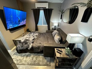 1 室のベッドルーム、アイロン / アイロン台、WiFi、ベッドシーツ