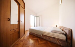 1 chambre, Wi-Fi gratuit, draps fournis