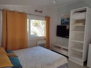 1 Schlafzimmer, Bügeleisen/Bügelbrett, WLAN, Bettwäsche