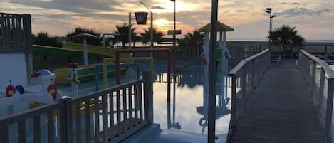 Et oppvarmet basseng