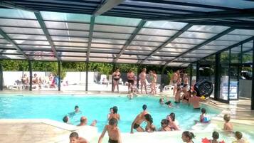 Piscine couverte, piscine chauffée