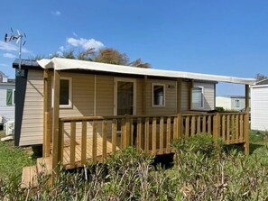 Property grounds - Camping 2 étoiles - Piscine  - ccb0fdi (Villeneuve-lès-Maguelone)